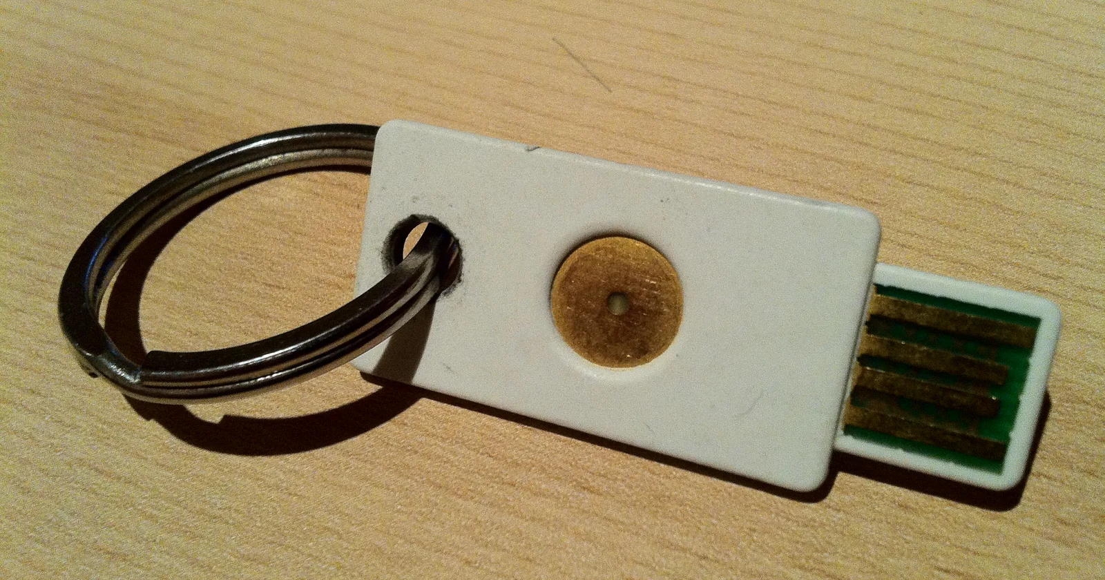 Hardware authentication key attached to a key ring